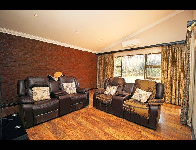 5 BEDROOM HOUSE FOR SALE IN BRUMA